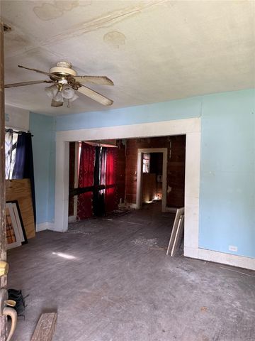 864 Granville Drive, Houston, TX 77091