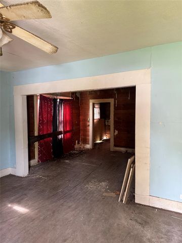 864 Granville Drive, Houston, TX 77091
