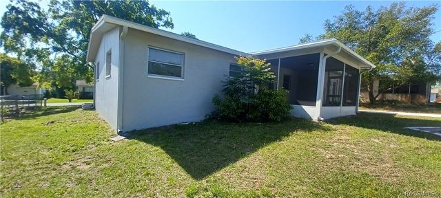 68 S Columbus Street, Beverly Hills, FL 34465