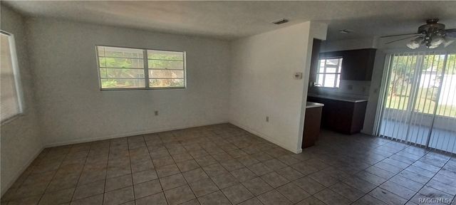 68 S Columbus Street, Beverly Hills, FL 34465
