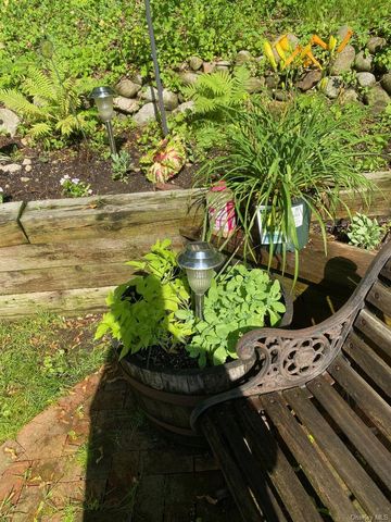 16 and 16A Brook Street, Suffern, NY 10901