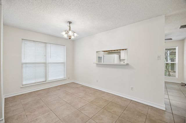 118 E Denton Drive, Euless, TX 76039