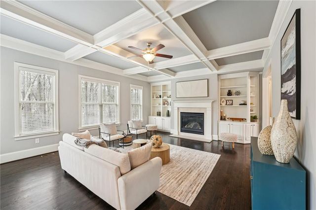 373 Glynnwilde NW Drive, Marietta, GA 30064