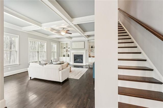 373 Glynnwilde NW Drive, Marietta, GA 30064