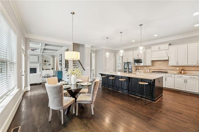 373 Glynnwilde NW Drive, Marietta, GA 30064