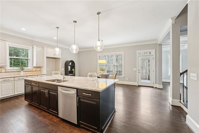 373 Glynnwilde NW Drive, Marietta, GA 30064