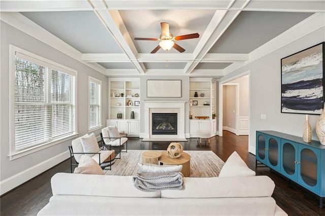 373 Glynnwilde NW Drive, Marietta, GA 30064