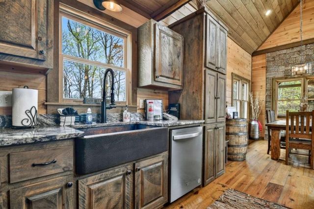 346 Spirit Mountain Road, Blue Ridge, GA 30513