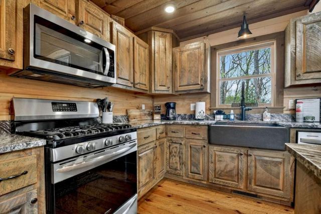 346 Spirit Mountain Road, Blue Ridge, GA 30513