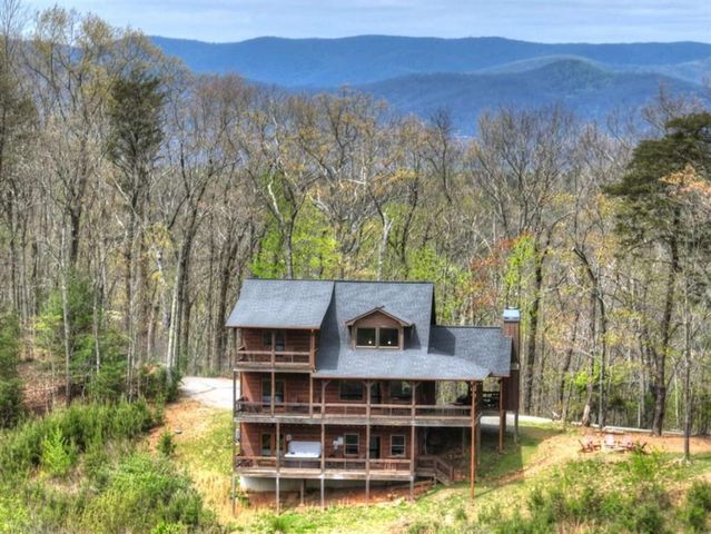 346 Spirit Mountain Road, Blue Ridge, GA 30513