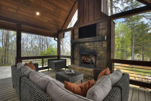 346 Spirit Mountain Road, Blue Ridge, GA 30513