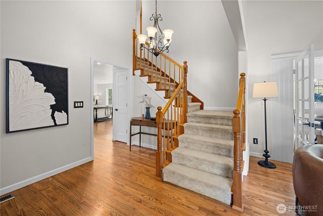 24717 SE 45th Pl, Issaquah, WA 98029