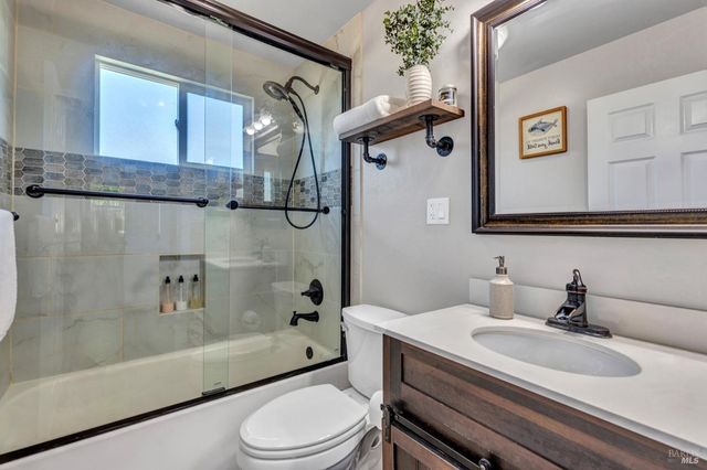 100 webster St, Vallejo, CA 94591