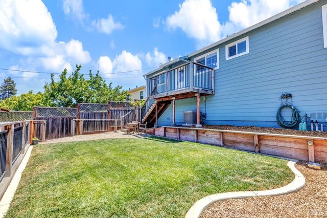 100 webster St, Vallejo, CA 94591