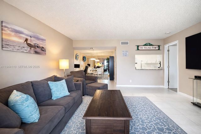 4013 N Ocean Dr 108, Lauderdale By The Sea, FL 33308