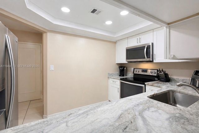 4013 N Ocean Dr 108, Lauderdale By The Sea, FL 33308