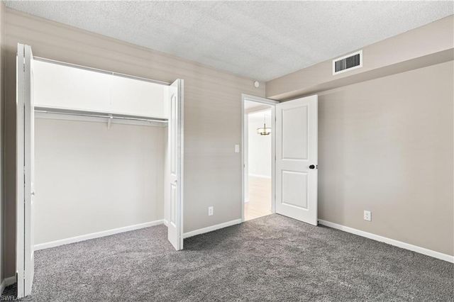 1000 Manatee RD A102, Naples, FL 34114