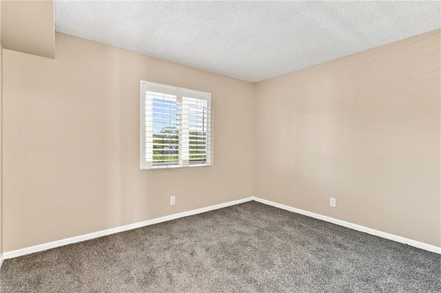 1000 Manatee RD A102, Naples, FL 34114