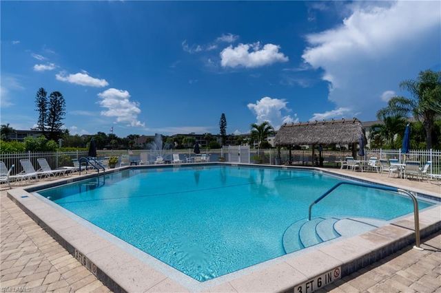 1000 Manatee RD A102, Naples, FL 34114