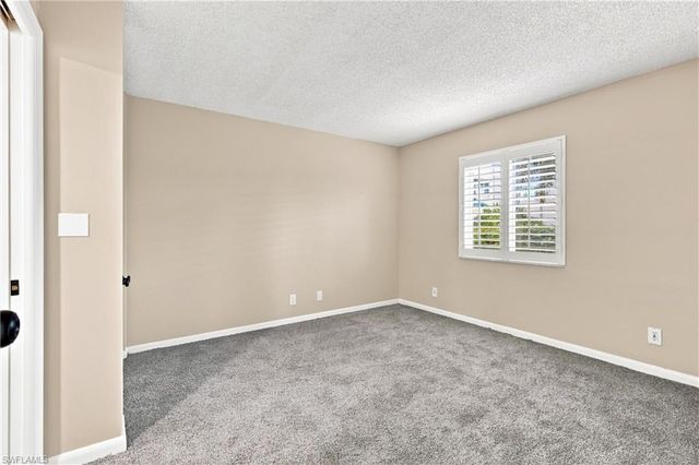 1000 Manatee RD A102, Naples, FL 34114