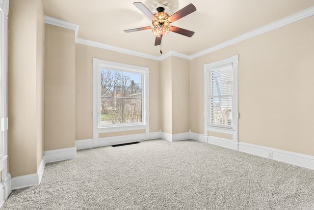 125 E Delaware Street, Decatur, MI 49045