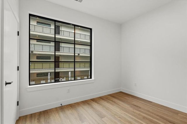 4315 S Congress Ave 230, Austin, TX 78745