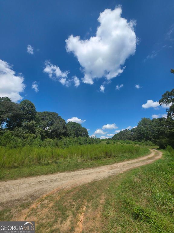 80 Charlotte Circle, Statham, GA 30666 — exterior