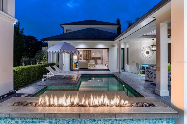 851 PARK LAKE COURT, Orlando, FL 32803