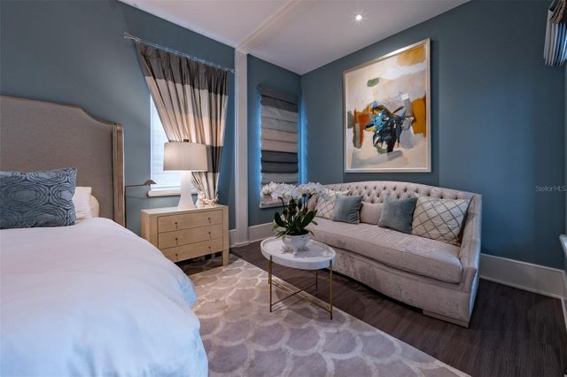 851 PARK LAKE COURT, Orlando, FL 32803