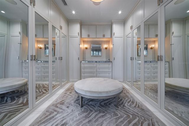 851 PARK LAKE COURT, Orlando, FL 32803