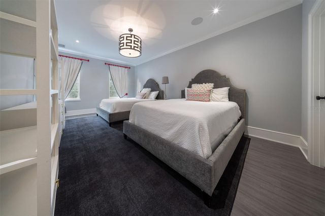 851 PARK LAKE COURT, Orlando, FL 32803