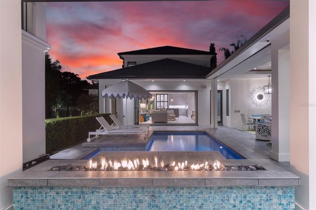 851 PARK LAKE COURT, Orlando, FL 32803