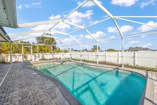 1137 Nelson RD N, Cape Coral, FL 33993