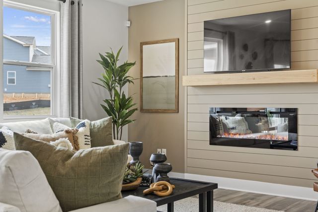 2392 Beverly Gail Rd, Pleasant View, TN 37146