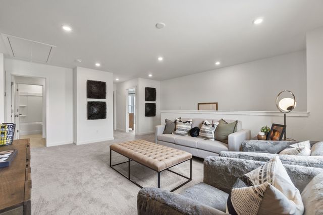 2392 Beverly Gail Rd, Pleasant View, TN 37146