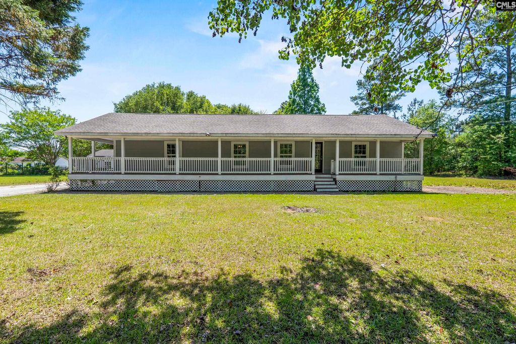 471 Doctor Drive, Hopkins, SC 29061