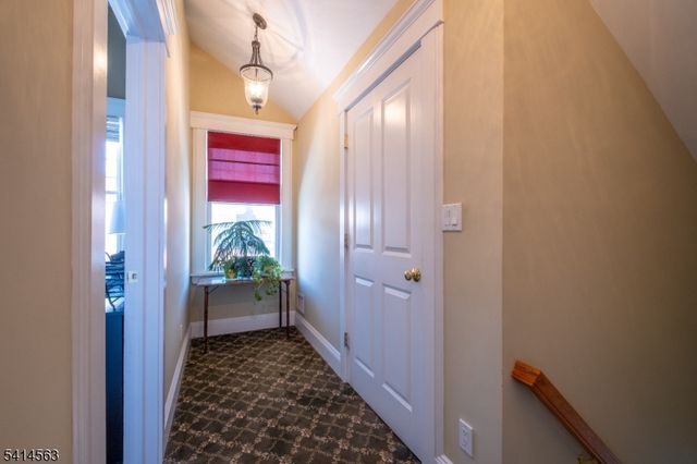 57 Union St, Hawthorne Boro, NJ 07506