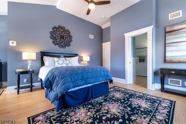 57 Union St, Hawthorne Boro, NJ 07506