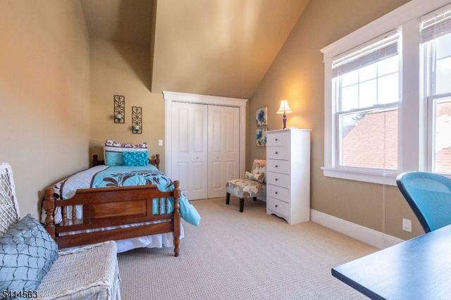 57 Union St, Hawthorne Boro, NJ 07506