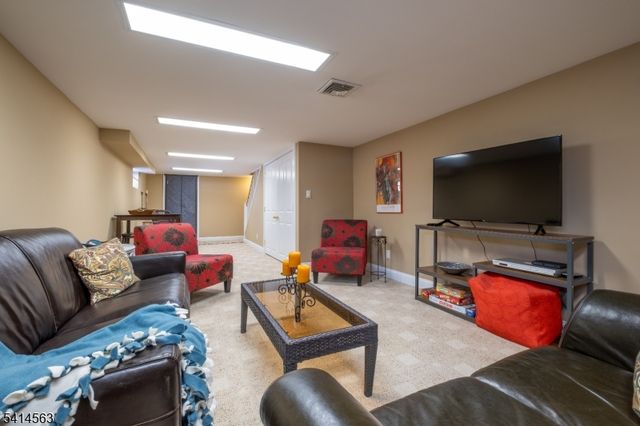 57 Union St, Hawthorne Boro, NJ 07506