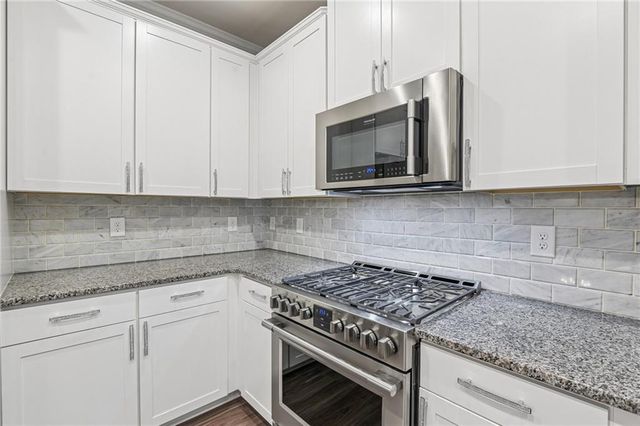 111 Hickory Village Circle, Canton, GA 30115