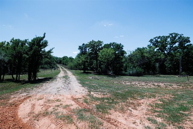1925 Stephens Road, Lipan, TX 76462