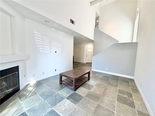 66 Agostino, Irvine, CA 92614