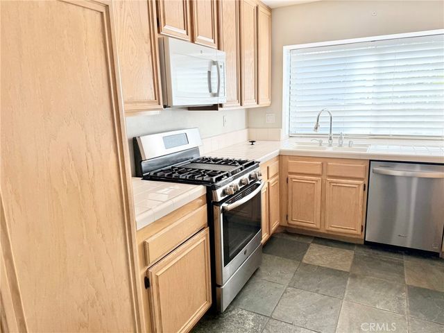 66 Agostino, Irvine, CA 92614