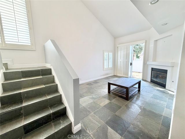 66 Agostino, Irvine, CA 92614