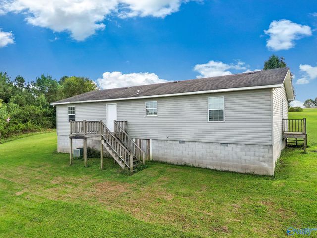 139 Griffith Road, Albertville, AL 35951