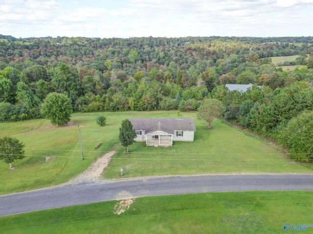 139 Griffith Road, Albertville, AL 35951