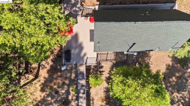 29810 Mariposa Dr, Cold Springs, CA 95335