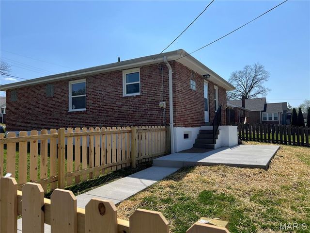 1135 Wilshire Avenue, University City, MO 63130