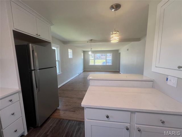 1135 Wilshire Avenue, University City, MO 63130